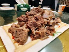 -苏莱特色牛骨滩羊手抓馆(长城东街总店)