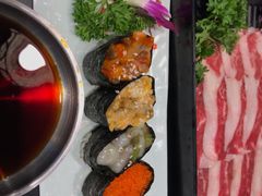 日式军舰寿司-烤路里·韩国品质自助烤肉(石路天虹4号店)