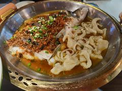 鱼头-湖兰金牌小炒肉(椒江万达店)