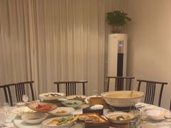 -梅花香里大酒店(郁金香路店)