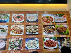 -覃记海鲜美食餐厅