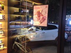 -星巴克臻选(舟山凯虹广场店)