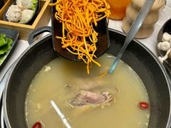 -汤宴·参须肚包鸡(南京路店)