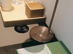 -西安大雁塔科技大学地铁站亚朵酒店