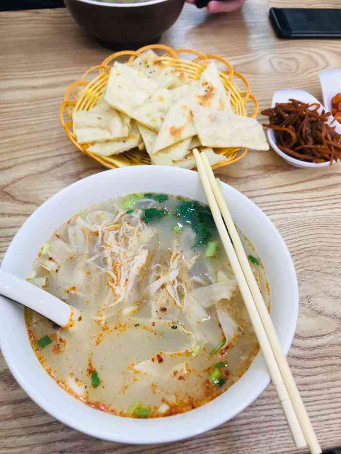 鸡味轩油饼母鸡汤(白庙店)