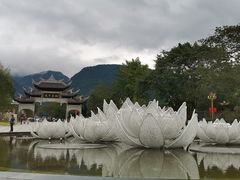 -峨眉山报国寺