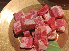 -韩烧牛中牛·甄选黑牛烤肉(黑金店)