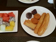 -乐咖啡西餐厅(太湖皇冠假日酒店)