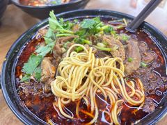 -耙豌豆重庆小面