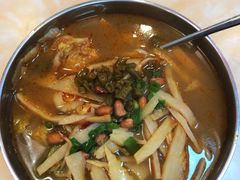 -卓雅桂林米粉