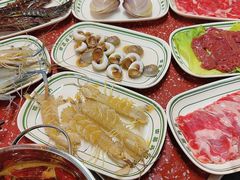 -四囍码头海鲜烧烤自助火锅(外滩南京东路悦荟广场店)