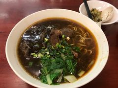 -尊品原汁牛肉面