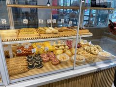 -焙丽拾光(麦凯乐直营店)