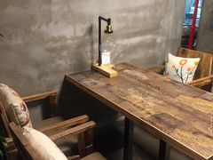 -HIGH FIVE哈福手工汉堡(桂林路店)