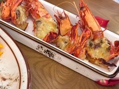 -Mark&Mars Restaurant