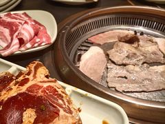 -梨花自助烤肉(西三旗万象汇黑金店)