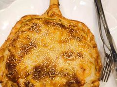酥皮面包烤羊腿-巴依老爷新疆美食(马驹桥店)