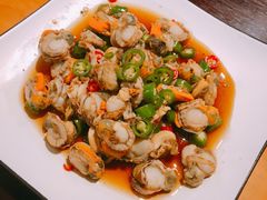 -臻鲜燕海鲜融合餐厅(金陵style店)