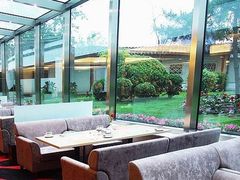 -亮马河饭店翠雅咖啡厅