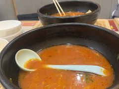 -花馬肆.云南过桥米线(汉神购物广场现场熬汤店)