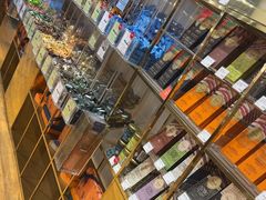 -VENCHI 闻绮(上海佛罗伦萨小镇店)
