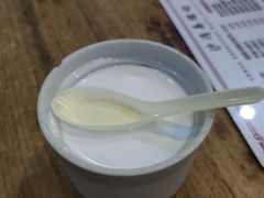 椰汁龟苓膏-沙湾姜埋奶(兴新包店)