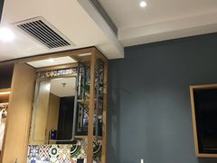 -秋果酒店(北京中日友好医院和平里地铁站店)