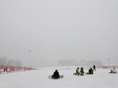 -鳌山滑雪度假区