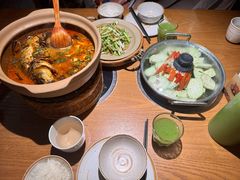 -吃饭皇帝大土家民族菜(荟聚店)