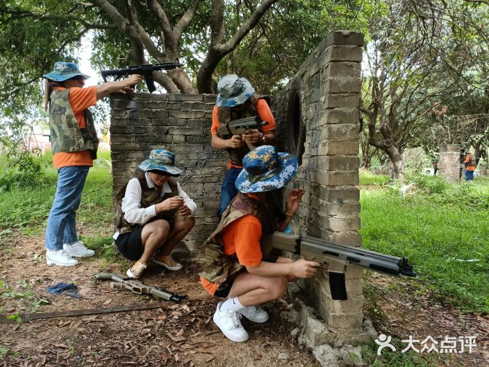 松山湖南湖湾露营营地图片