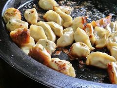 -黄阿姨锅贴大王(万航渡路店)