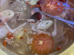-江湖亮亮蒸虾大排档烤全羊清真(武汉总店)