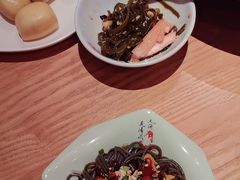 -何师傅美蛙鱼头(汉街店)