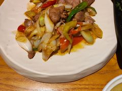 -隔壁老王·家常云南菜(花巷店)