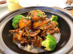 鲍鱼焖猪手-阿明小菜·海鲜·上海菜(梅陇华理店)