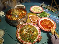 -牟记江湖重庆地标特色菜鱼蛋海鲜羊蝎子(巴南区黑金冠十多年好店)