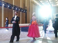 -上海跨国采购会展中心