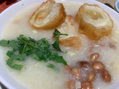 荔湾艇仔粥-点都德(春熙路群光广场店)