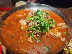 小米椒爱上蛙-先启半步颠小酒馆(常熟万达广场店)