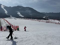 -鳌山滑雪度假区