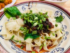 -雷祖芳老妈蹄花店