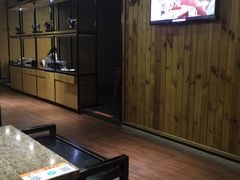 -佬土鹅肠火锅(中建大观店)