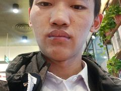 -李先生牛肉面大王(济南火车站候车室店)