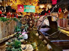 -老滇山寨•云南特色菜•地方菜•民族风情歌舞表演(金碧店)