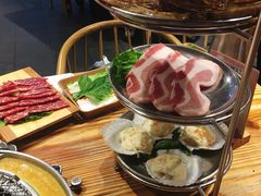 -青瓦炭韩潮烤肉(花园道店)