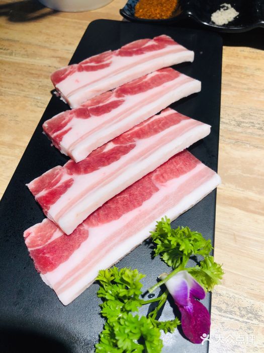 权金城(西直门店)厚切猪五花图片