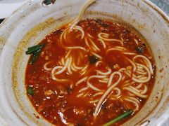 小锅米线-浩海火燒雲傣家菜(静安芮欧店)