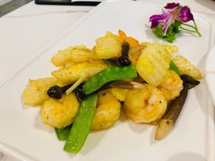 山药鸡枞菌炒虾球-十六台·经典广东菜(德外大街店)