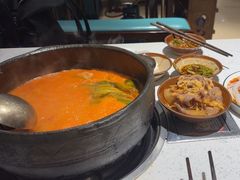 -贵府酸汤牛肉火锅·贵州老字号(飞山街店)