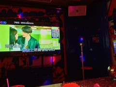 -UK派对KTV(日月广场店)